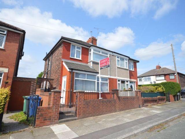 House for sale in Widnes