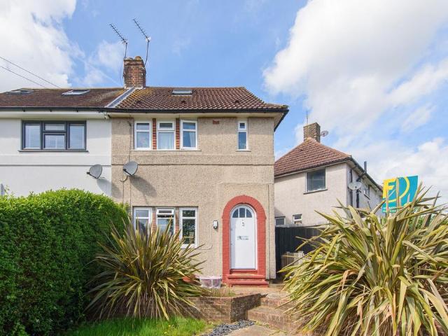 House for sale in High Barnet, Greater London