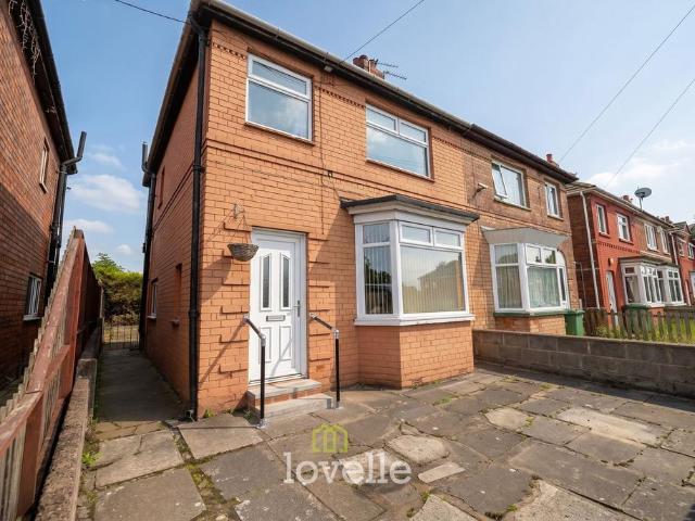 House for sale in Grimsby, North East Lincolnshire