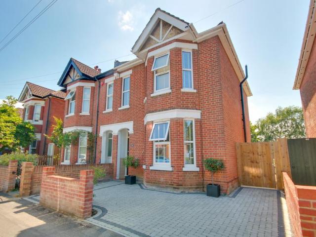 House for sale in Bitterne Manor, City Of Southampton