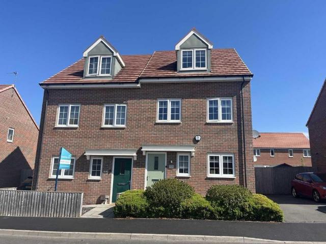 House for sale in Woodlands, South Yorkshire