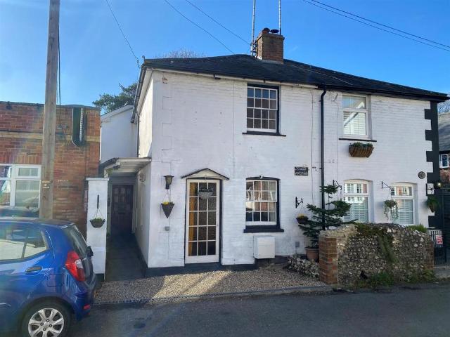 House for sale in Pachesham Park, Surrey