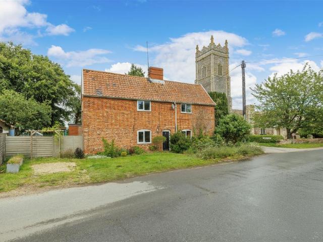 House for sale in Eastbridge, Suffolk