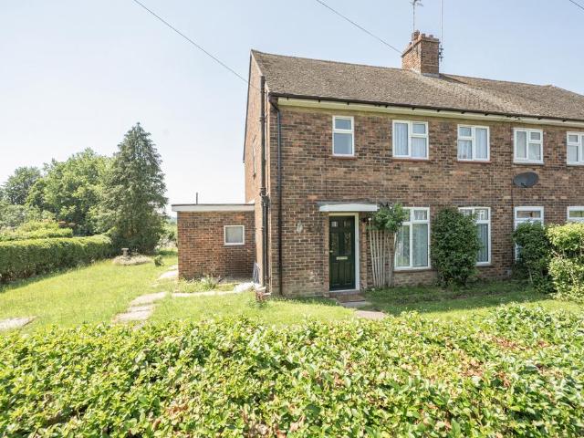 House for sale in The Butts, Kent