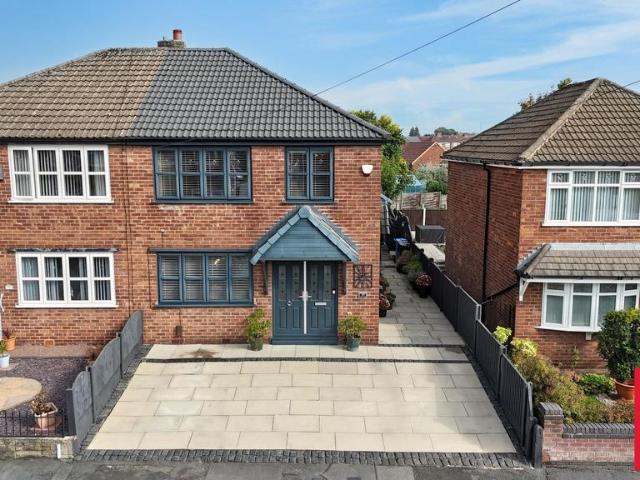 House for sale in Irlam, Salford