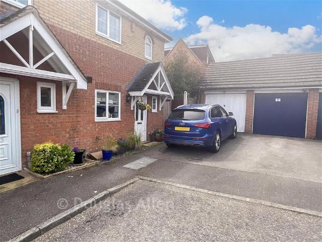 House for sale in Noak Hill, Essex