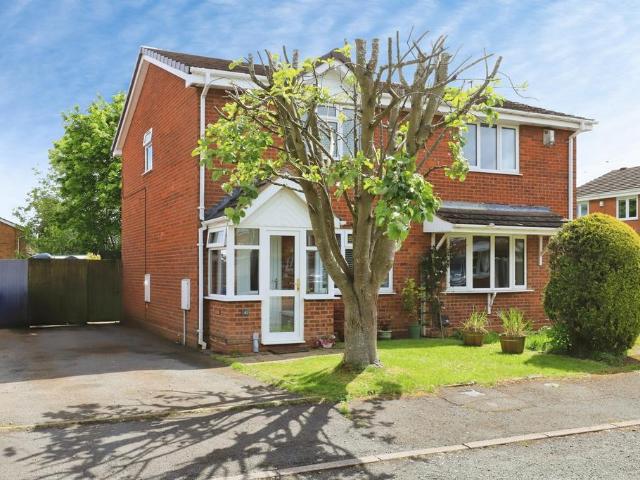 House for sale in Perton, Great Chatwell