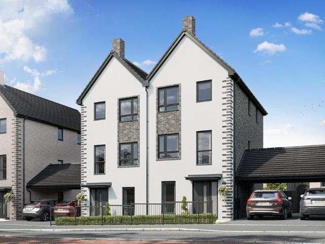 House for sale in Weston Turville
