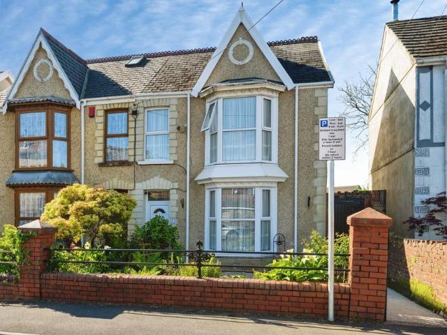 House for sale in Gorseinon, Wales