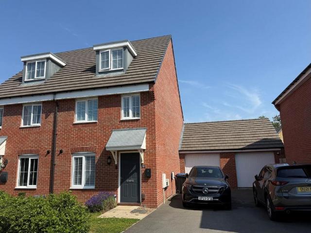 House for sale in Hunsbury Meadows, Upton