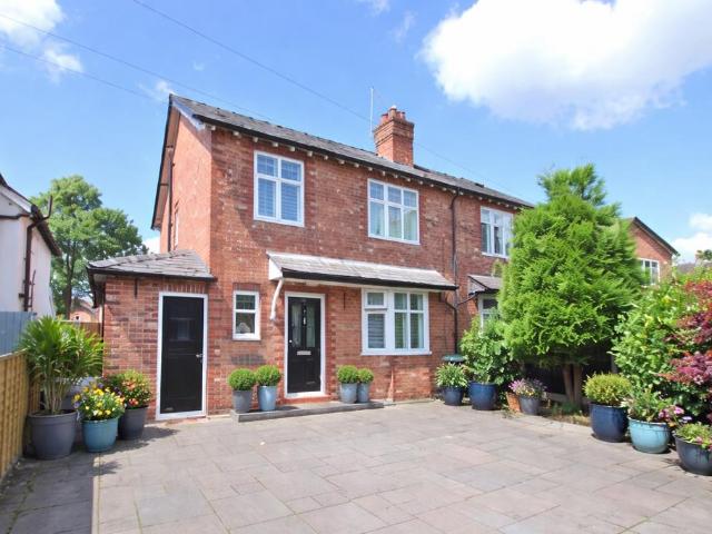 House for sale in Fulshaw Park, Wilmslow