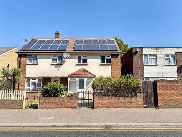House for sale in Cann Hall, Greater London