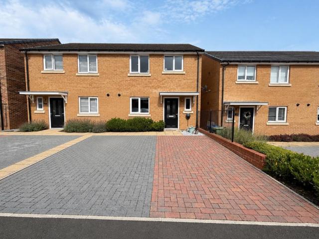 House for sale in Oxclose, Washington