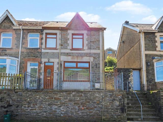 House for sale in Miskin, Wales