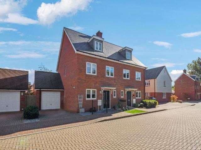 House for sale in Broughton, Aylesbury