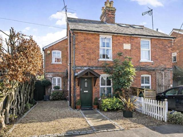 House for sale in Winkfield Street, Winkfield