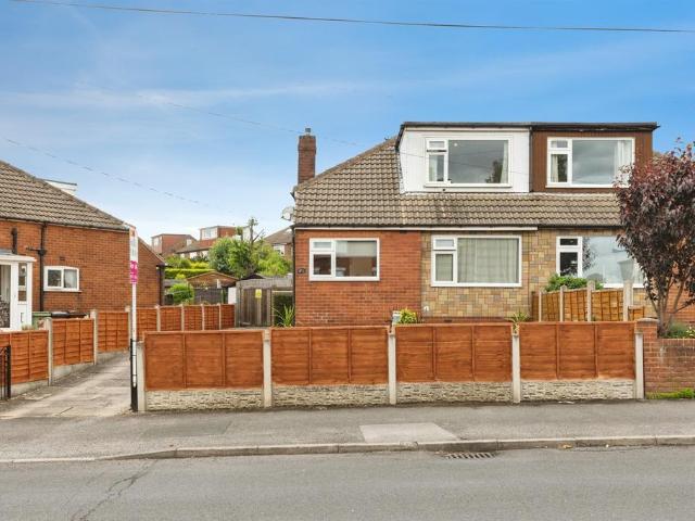 House for sale in Austhorpe, West Yorkshire