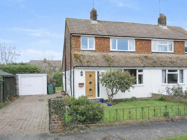 House for sale in Plumpton Green, Iford