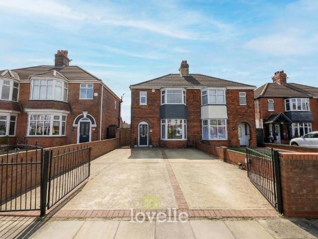 House for sale in New Clee, Cleethorpes
