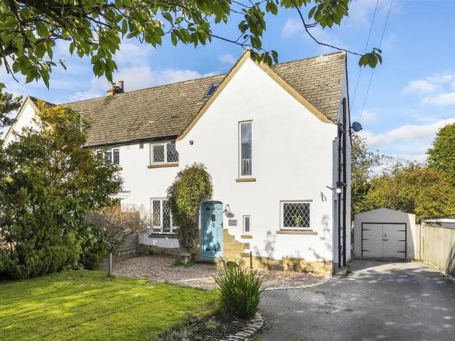 House for sale in Park Gate, Leeds