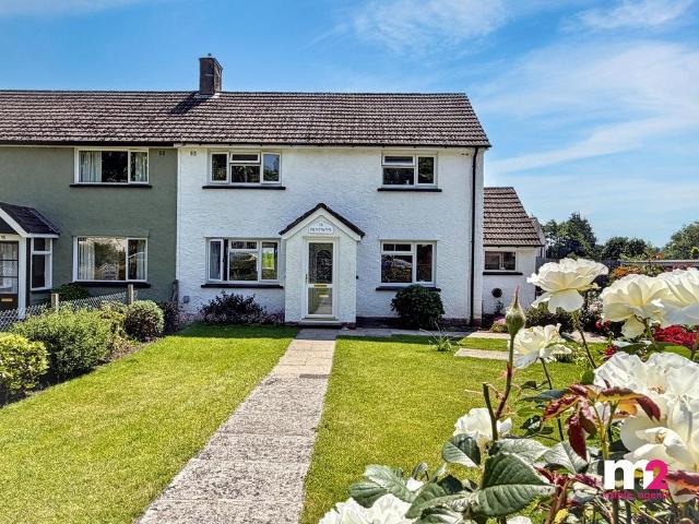 House for sale in Llangattock Nigh Usk, Wales