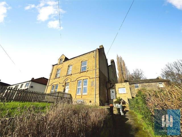 House for sale in Huddersfield, Isle Of Man