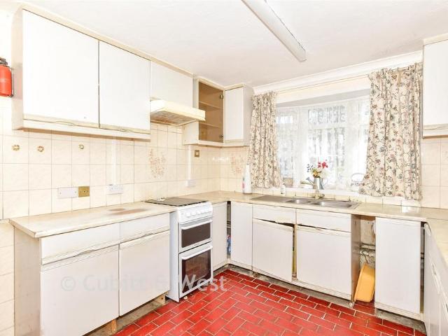 House for sale in Spring Vale, Hampshire