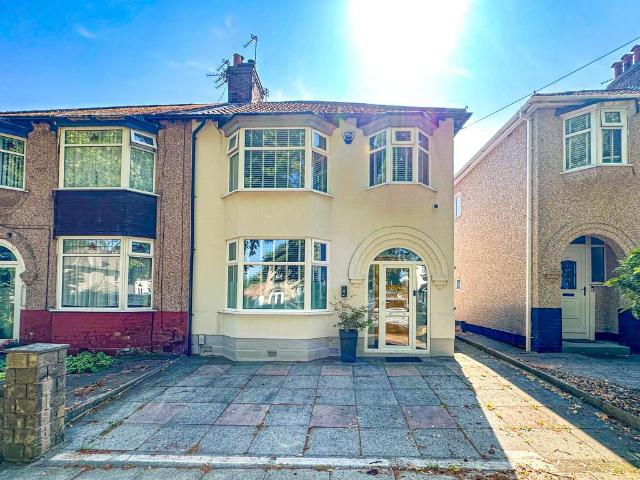 House for sale in Calderstones