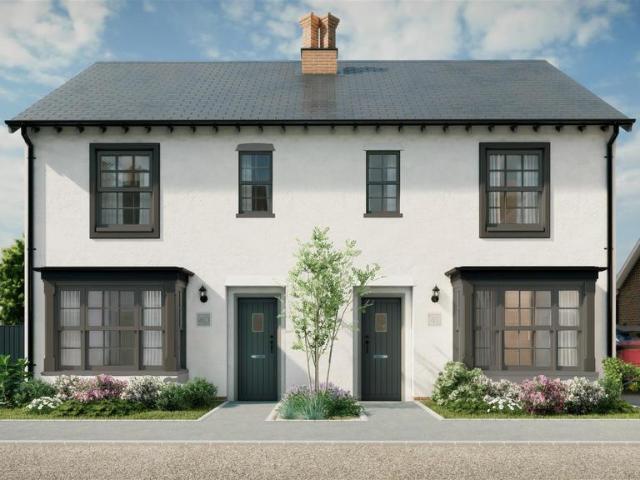 House for sale in Chelmondiston, Suffolk