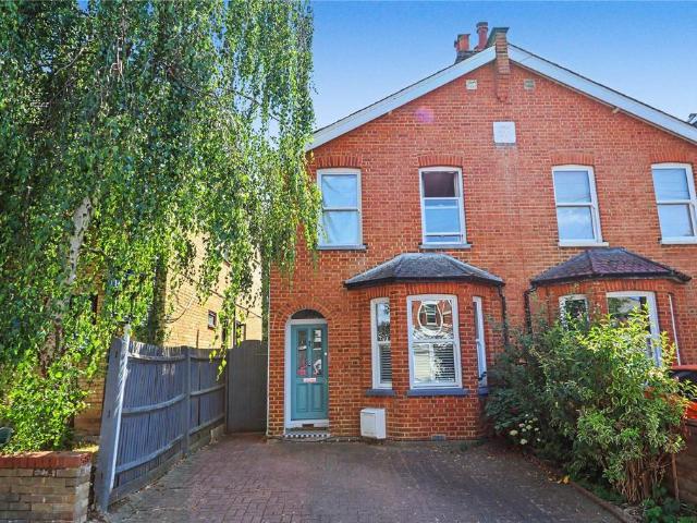 House for sale in Tolworth, Greater London