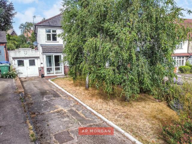 House for sale in Stourbridge, West Midlands