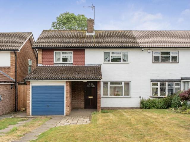 House for sale in London Borough of Croydon, Forestdale