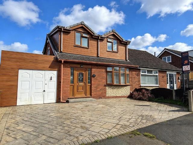 House for sale in Hyde, Tameside