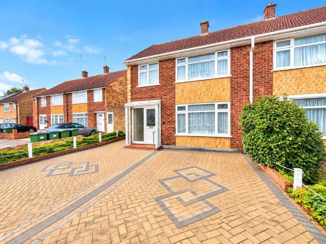 House for sale in Howbury, Greater London
