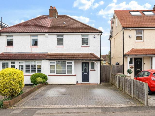 House for sale in Carshalton-on-the-Hill, Greater London