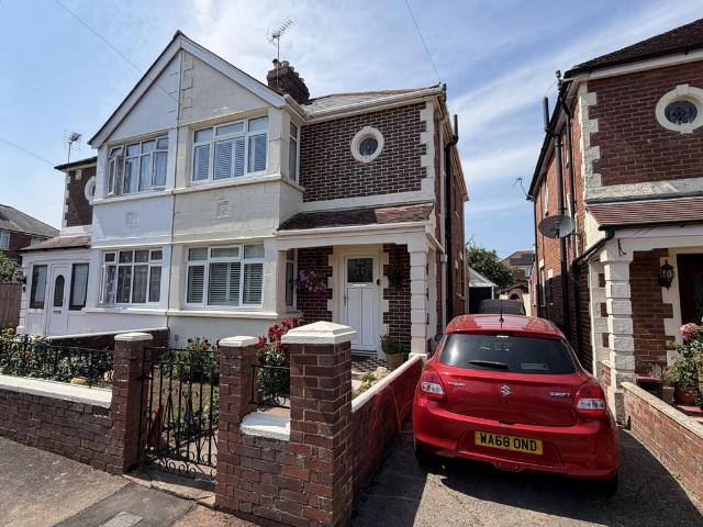 House for sale in Watergate, Devon