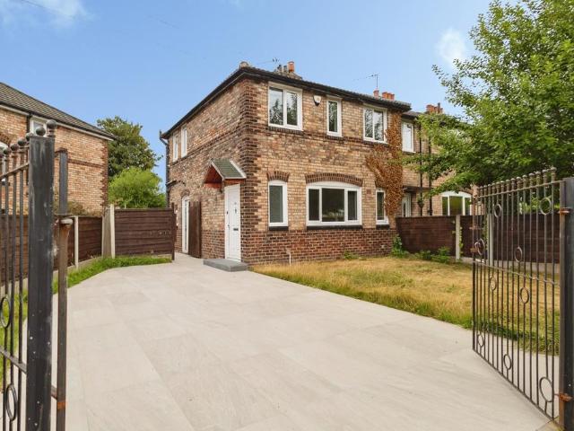 House for sale in Georgia, Greater Manchester