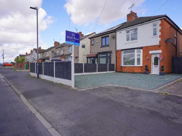 House for sale in Bedworth Heath, Camp Hill