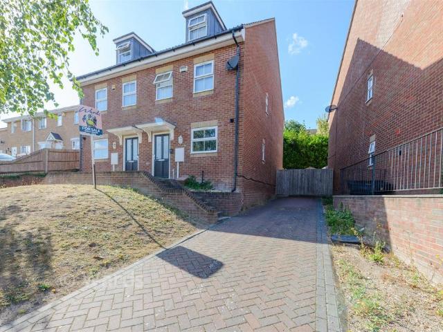 House for sale in Luton, Chatham