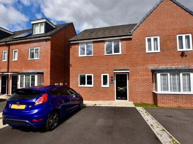 House for sale in Alleytroyds, Hyndburn