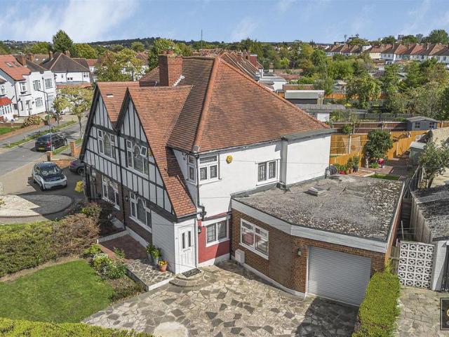 House for sale in Preston, North Wembley
