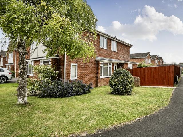 House for sale in Galmington, Rumwell