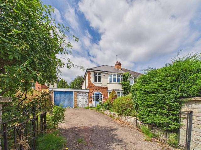 House for sale in Wigston Magna, Leicestershire