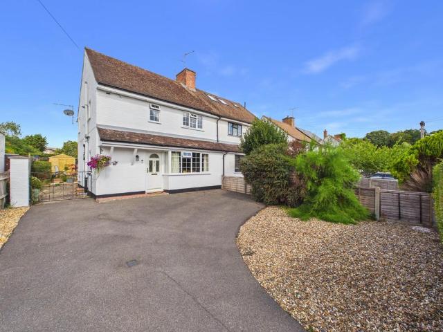 House for sale in Chepping Wycombe, Flackwell Heath