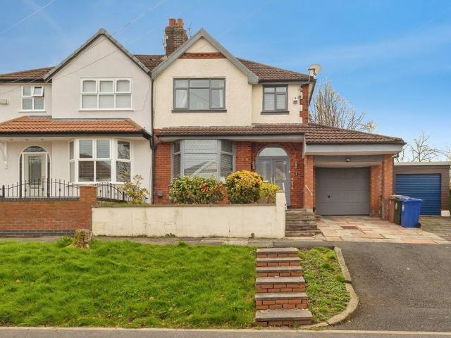 House for sale in Burnedge, Greater Manchester