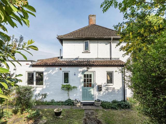 House for sale in Walton, Aylesbury