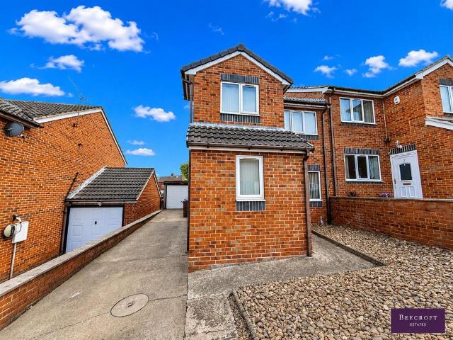 House for sale in Wombwell, South Yorkshire