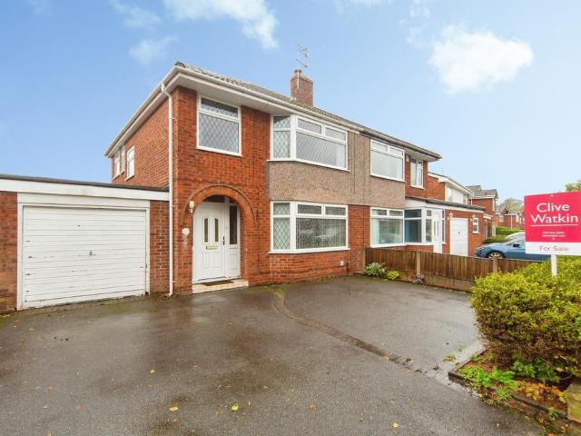 House for sale in Bromborough, Liverpool City Region