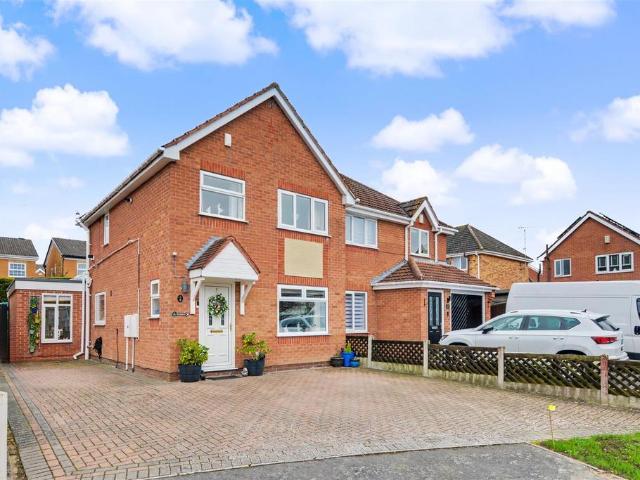 House for sale in Shipley View, Caldermill