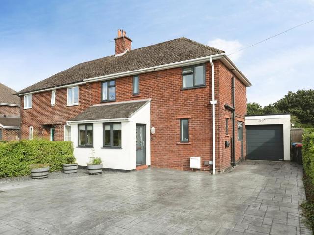 House for sale in Weaverham, Gorstage